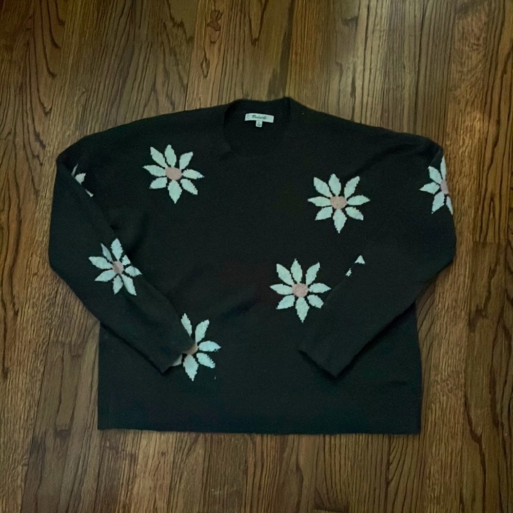 Knut floral pullover sweater